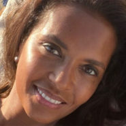 Courageuse Karine Le Marchand !