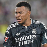 Eh, Kylian,  si tu te contentais de jouer au ballon !