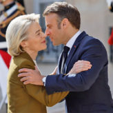 Qui mettra fin au couple infernal Von der Leyen-Macron ?