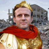 Macron : OPA hostile sur la droite