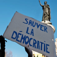 Les banques françaises contre la démocratie !