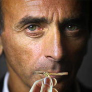 On manifeste pour la liberté d’expression. Mais, ça ne marche pas pour Zemmour ?